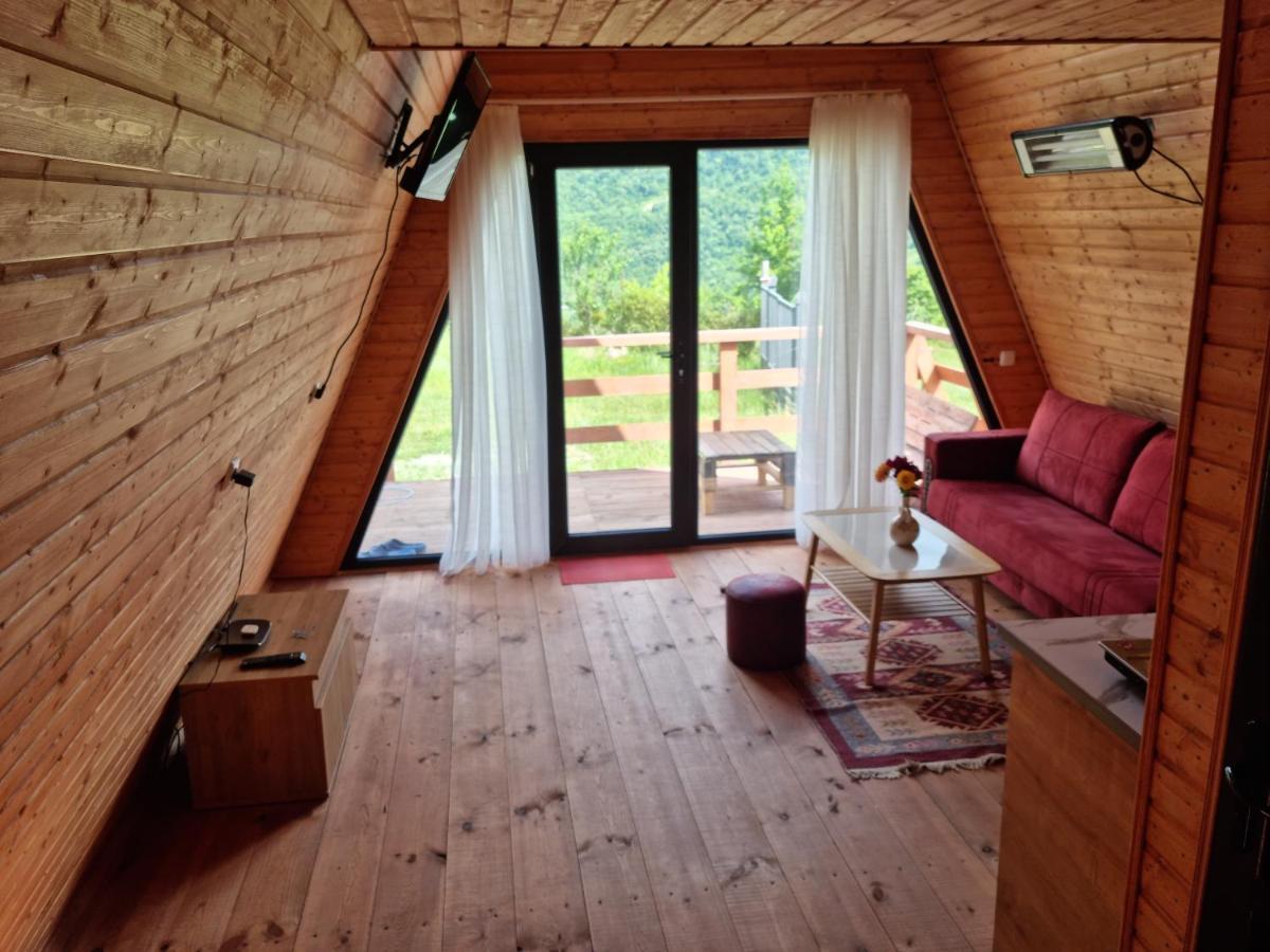 Cottage Tvishi * Tvishi